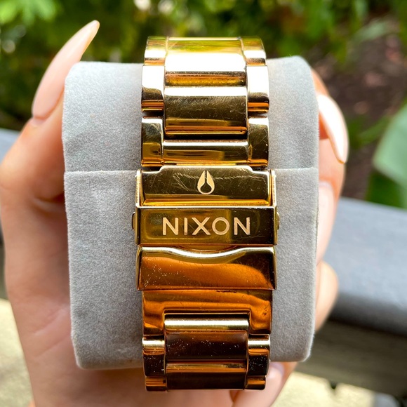 Rose Gold 🌹✨ 51-30 Nixon Watch Men’s - Picture 5 of 5